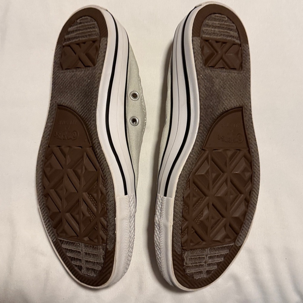 Women’s Converse Sneakers - Cream and White - Picture 5 of 7